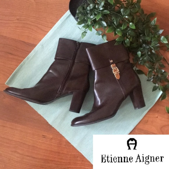 Etienne Aigner Shoes - ETIENNE AIGNER KINDRED ANKLE BOOTS SIZE 9